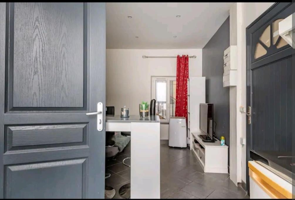 Charmant Studio Au Coeur De Montélimar المظهر الخارجي الصورة